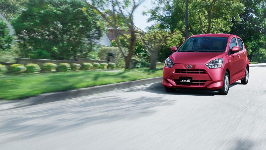  Daihatsu Mira e:S 2017 года  (фото 15 из 19)